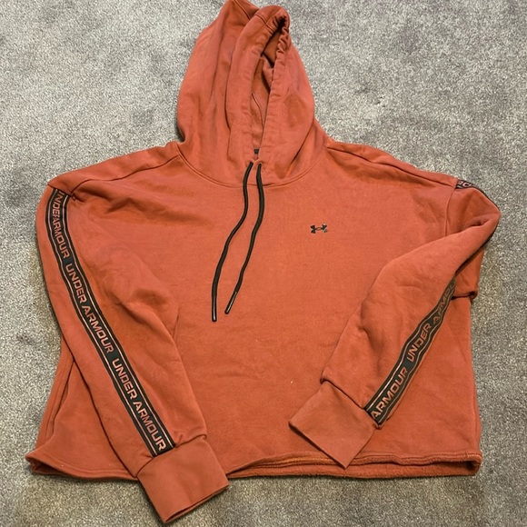 Under Armour Tops - Under Armour cropped hoodie size XL.. burnt orange color